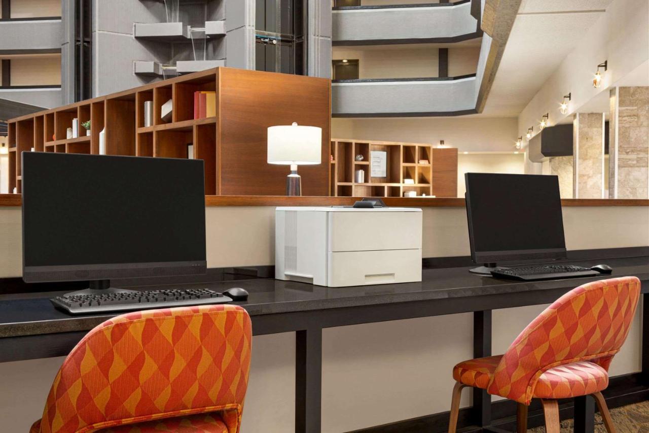 Wyndham Fort Smith City Center Kültér fotó