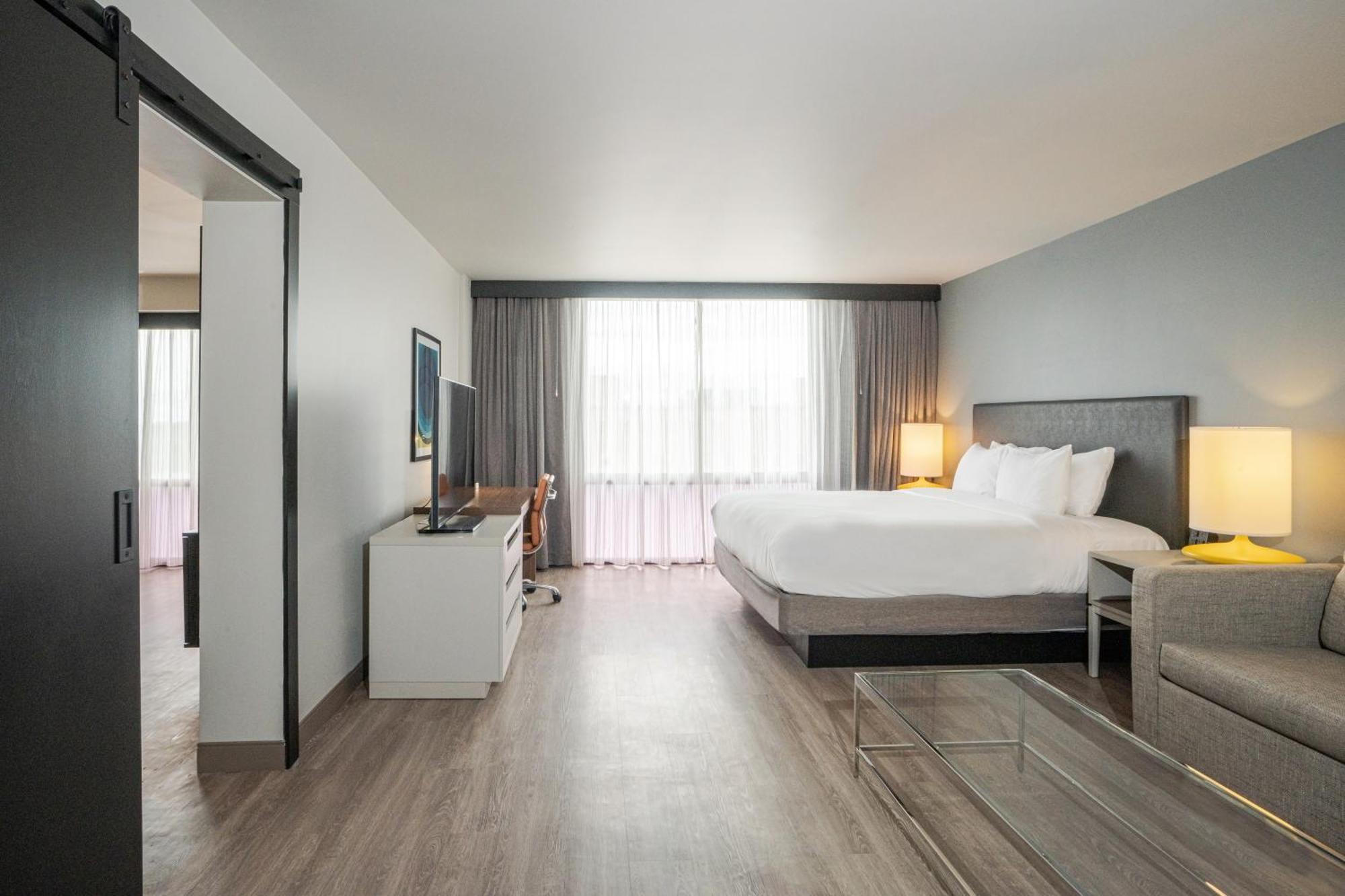 Wyndham Fort Smith City Center Kültér fotó