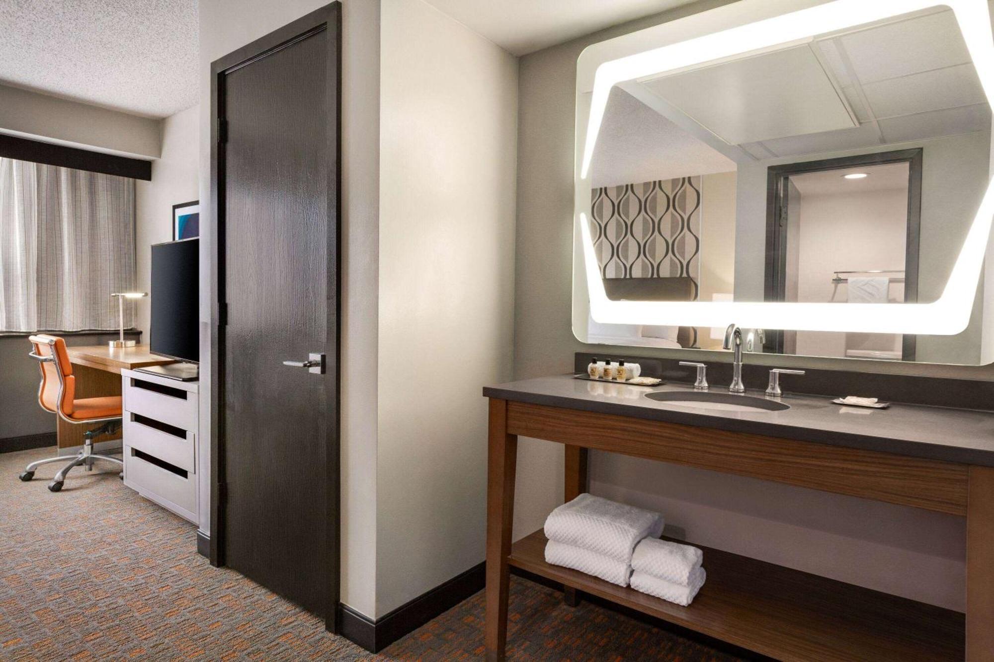 Wyndham Fort Smith City Center Kültér fotó